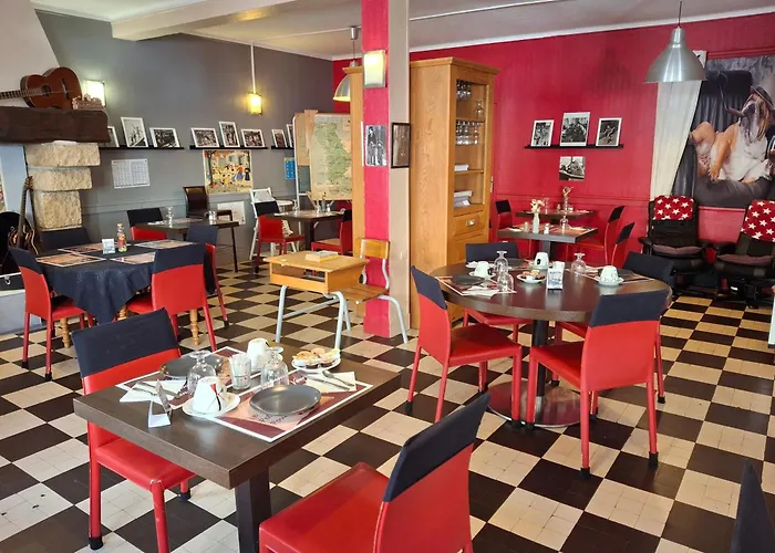 Le Petit Poucet Hotel 2*