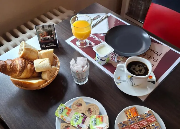 Le Petit Poucet Hotel Saint-Lo