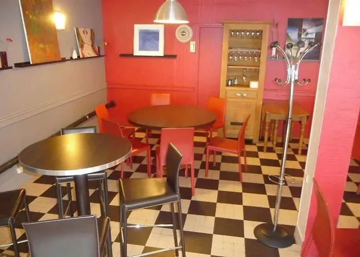 Le Petit Poucet Hotel 2*